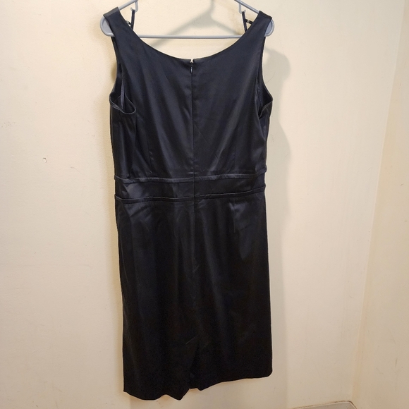Talbots Elegant Black Sleeveless Satin Formal Dress Size 14 - Picture 7 of 12
